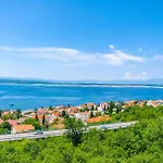 Apartamento In 39337