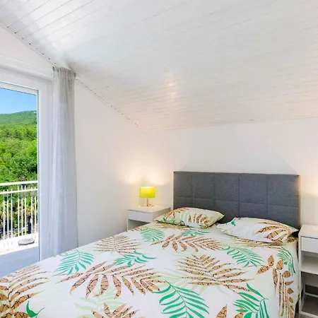 Apartment In 39337 Crikvenica