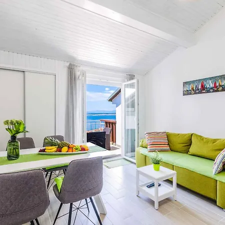 Apartment In 39337 Crikvenica