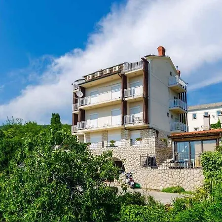 Apartament In 39337