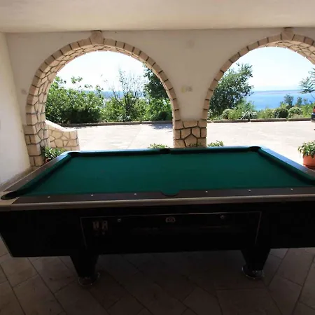 Apartment In 39337 Crikvenica