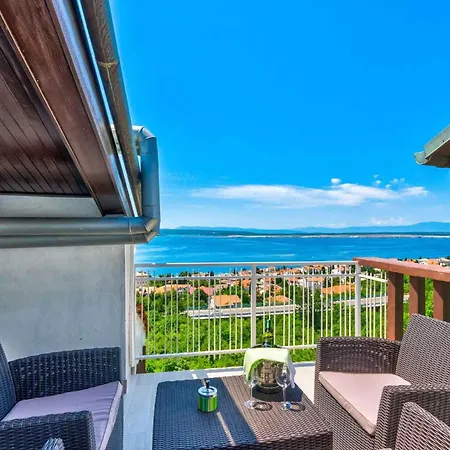 Apartament In 39337 Crikvenica